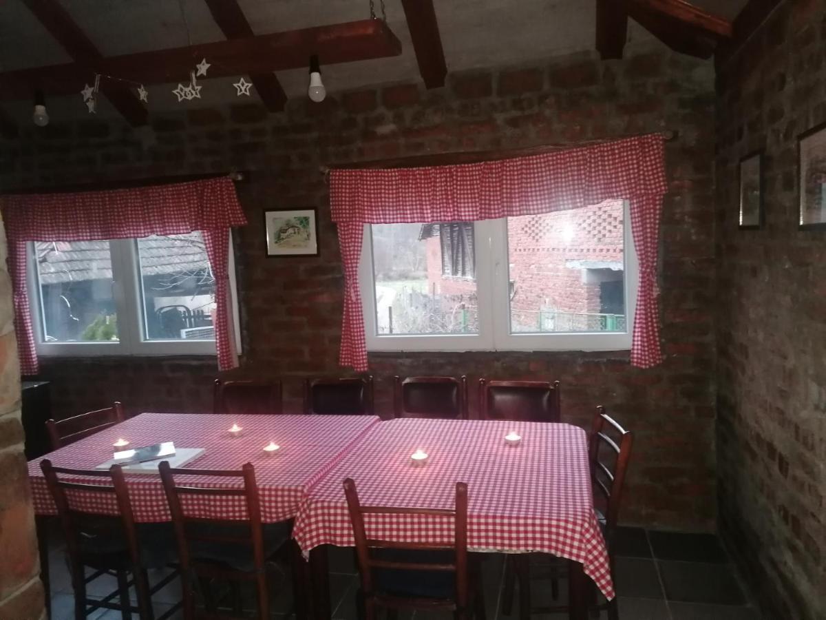 Апартаменты Seosko Turisticko Domacinstvo Stanisic Kalna Экстерьер фото